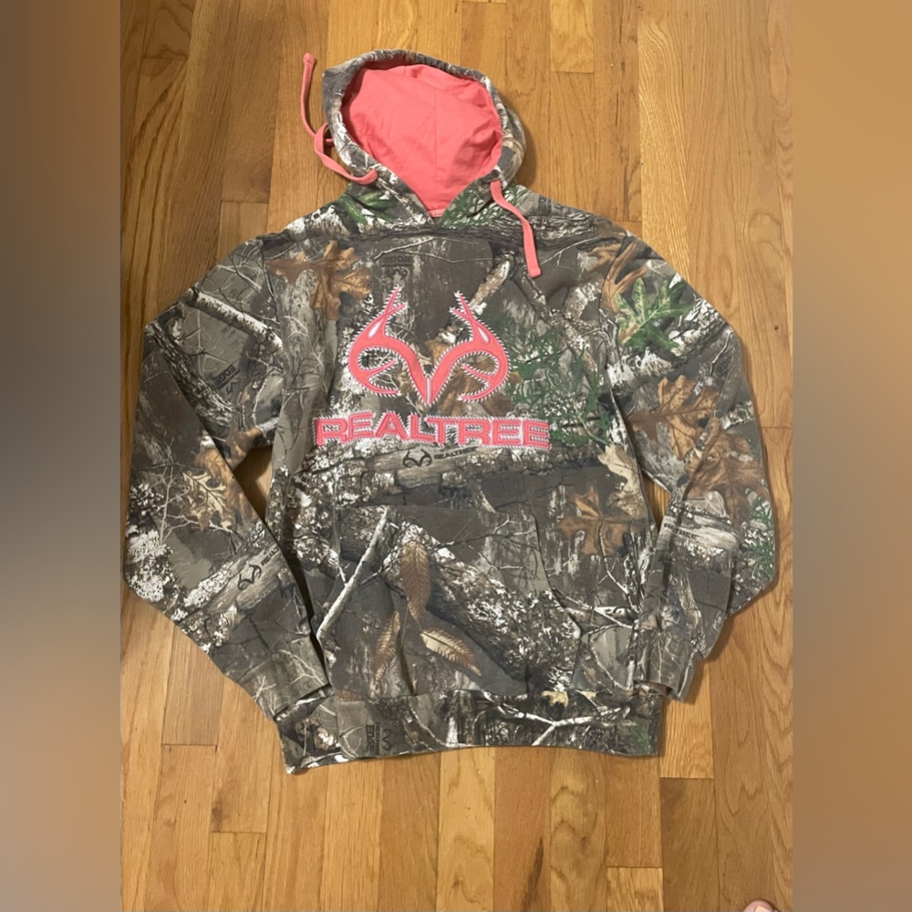 NWOT Realtree sweatshirt